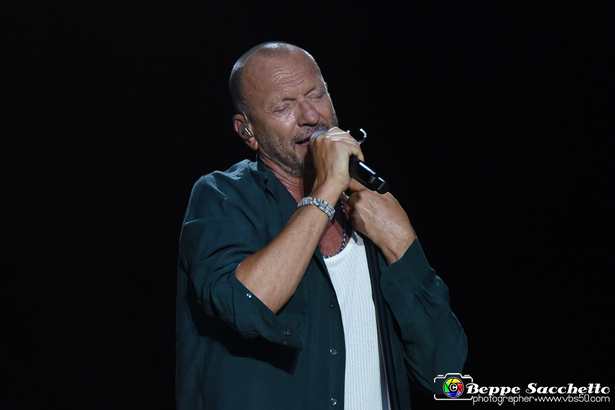 VBS_0775 - Concerto Biagio Antonacci - Palco Centrale Tour 2023.jpg